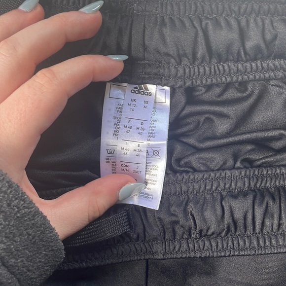 Adidas Black striped shorts (aeroready) - Picture 3 of 3